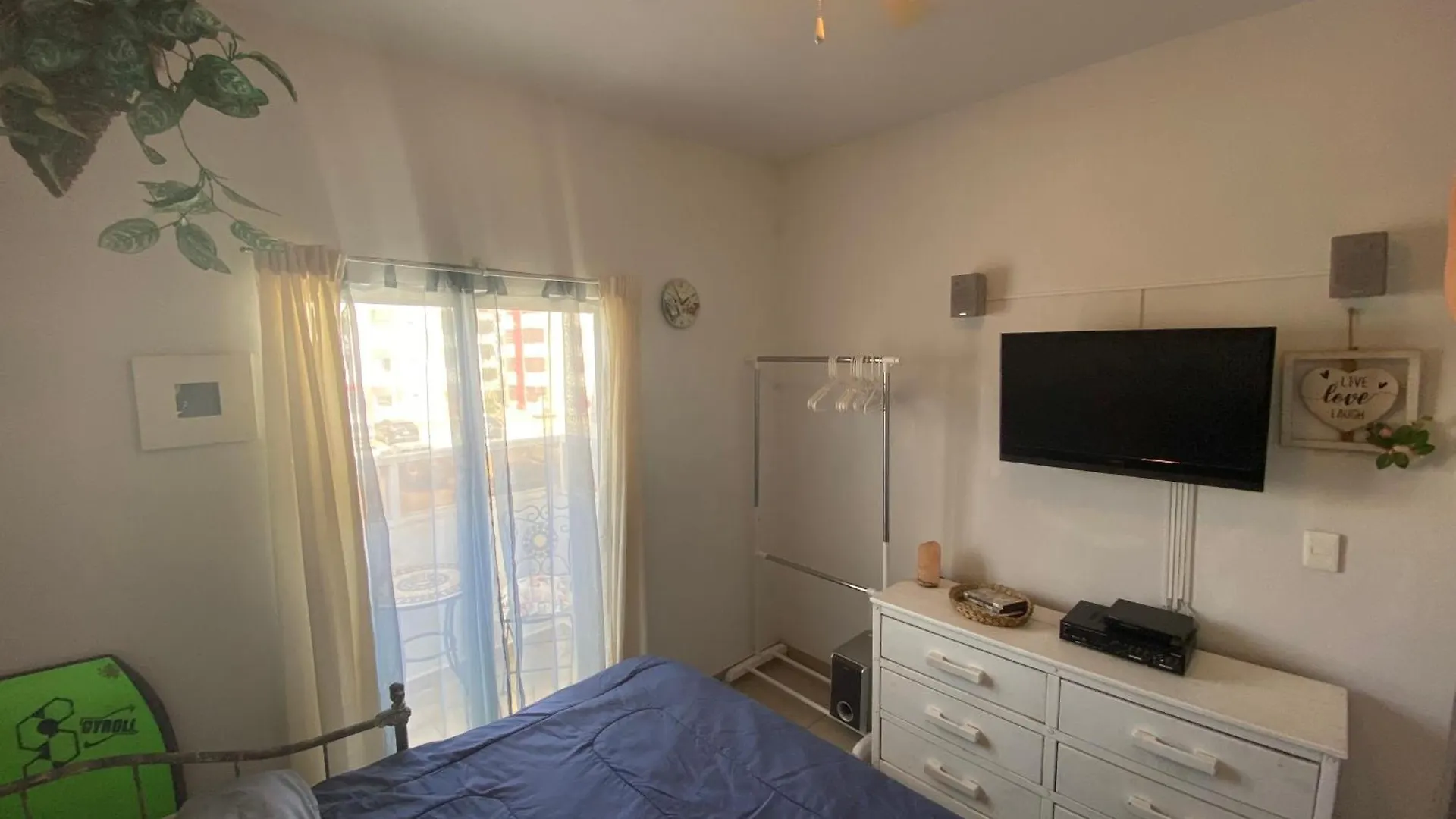 Modern 1-Bedroom Apartment In 卡波圣卢卡斯
